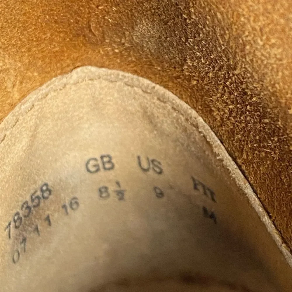 EUC CLARKS Men’s Original Dessert Boot Chukka Brown Leather Crepe Soles - Size 9